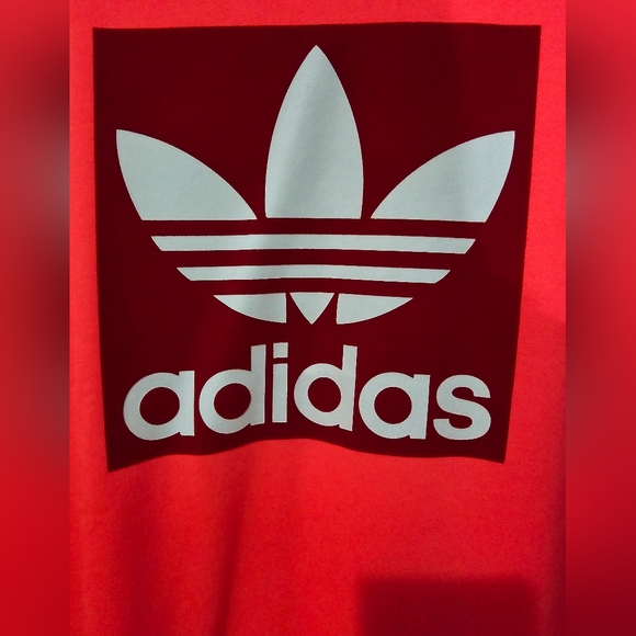 adidas Originals Women’s Trefoil Crew Sweatshirt neon pink, Large - Picture 3 of 4